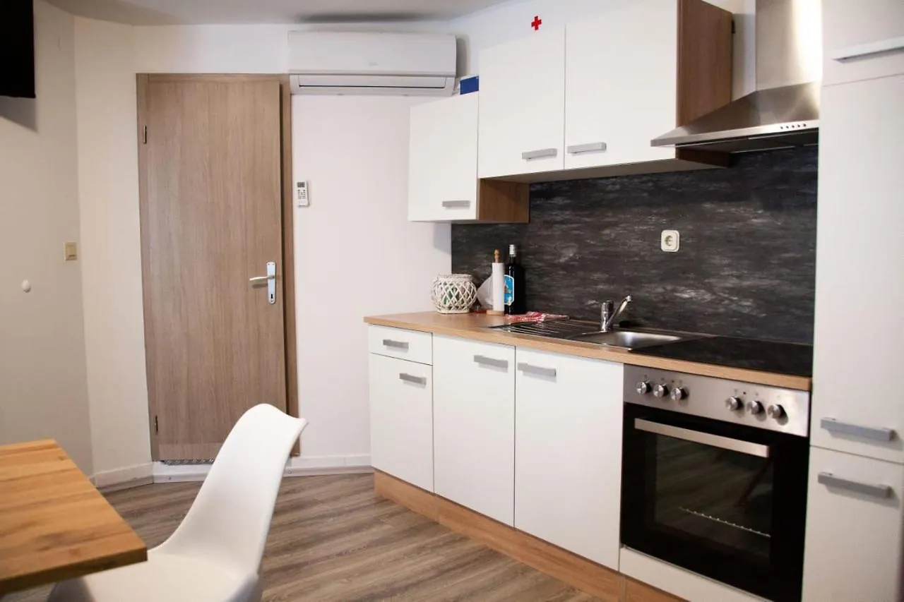 Amber In The Centar Apartment Kastela